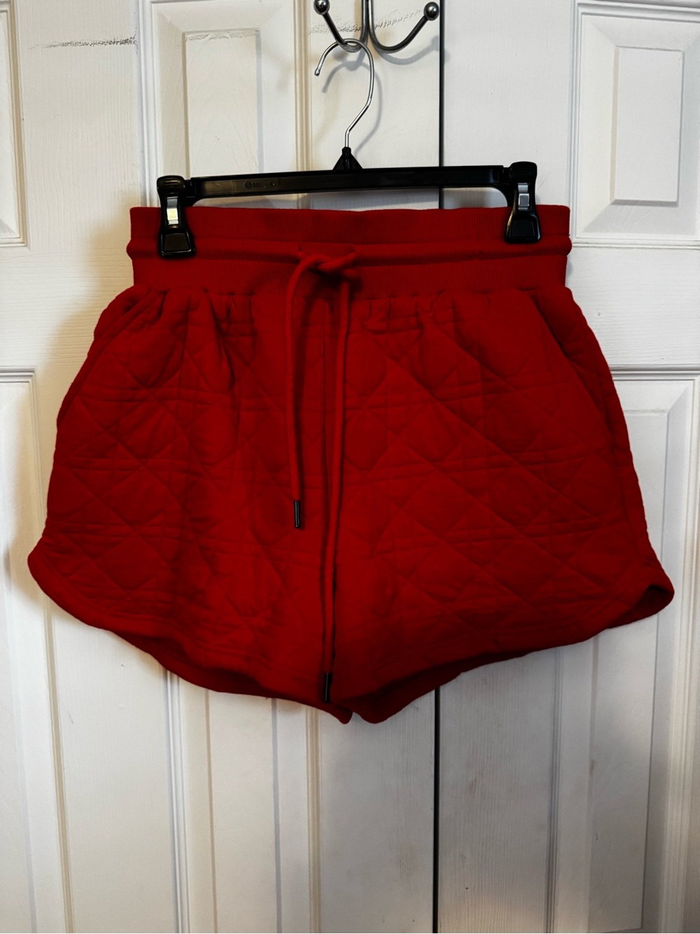 entro Red Quilted Sleeveless Pullover with Half-Zip Neck and short set - Picture 2 of 6